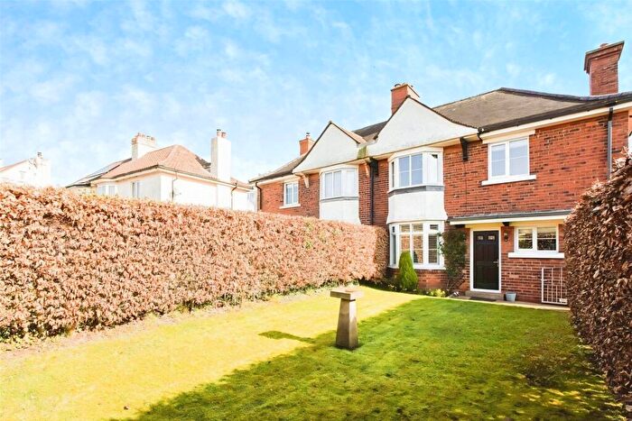 3 Bedroom Detached House For Sale In The Green, Lowdham, Nottingham, Nottinghamshire, NG14