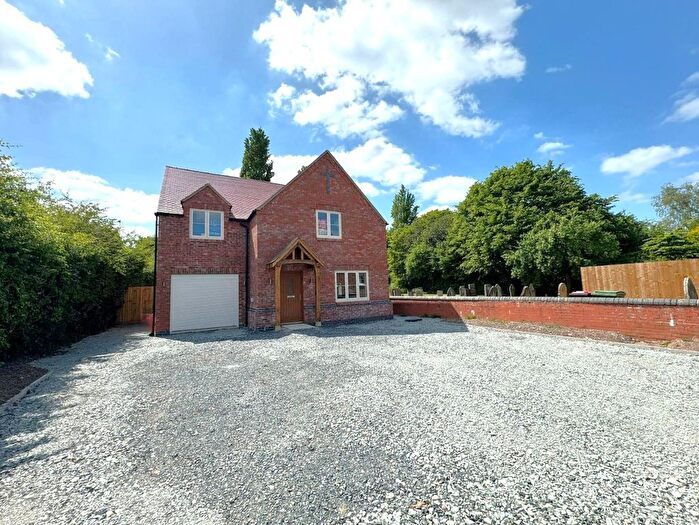 4 Bedroom Detached House For Sale In Shrewsbury Road, Edgmond, Newport, Shropshire, TF10