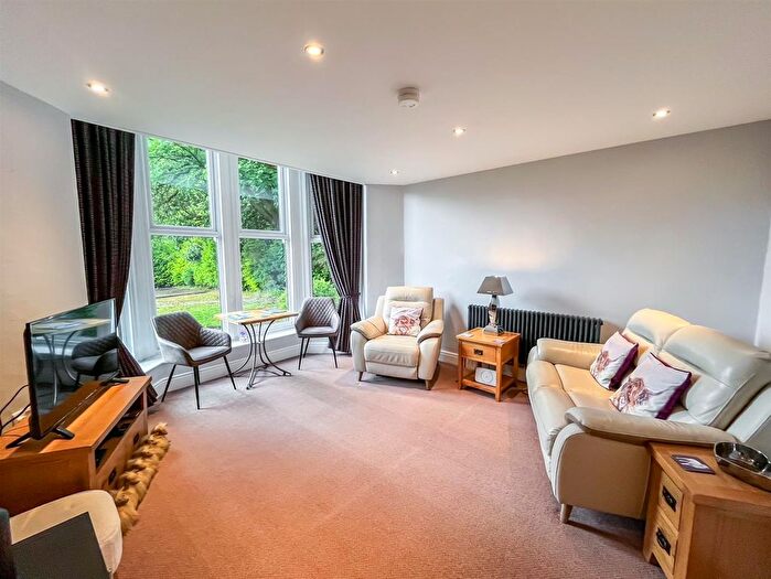 1 Bedroom Flat For Sale In Manchester Road, Buxton, SK17