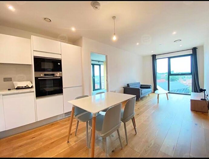 2 Bedroom Flat To Rent In Windmill Street, Birmingham, B1