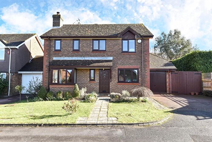 3 Bedroom Detached House To Rent In Summerfield, Ashtead, KT21