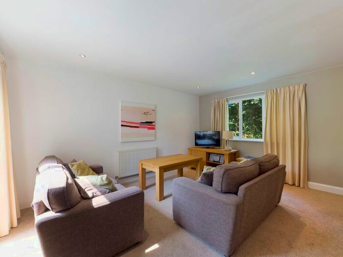 2 Bedroom Property For Sale In Carnon Downs, Truro - Delightful Cottage, TR3