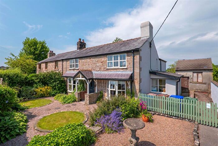 5 Bedroom Semi-Detached House For Sale In Sandy Lane, Brindle, Chorley, PR6