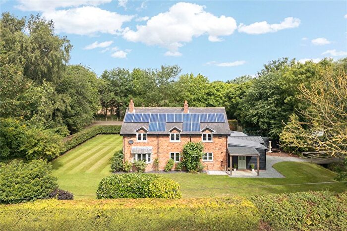 4 Bedroom Equestrian For Sale In Blamire Lane, Everingham, York, East Yorkshire, YO42