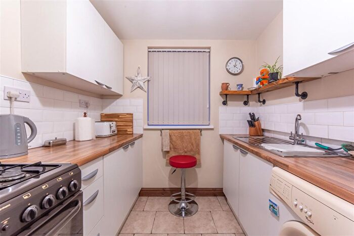 1 Bedroom Flat For Sale In Pontnewydd Walk, Cwmbran, NP44