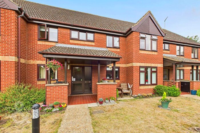 2 Bedroom Apartment For Sale In Parkside Court, Diss, IP22