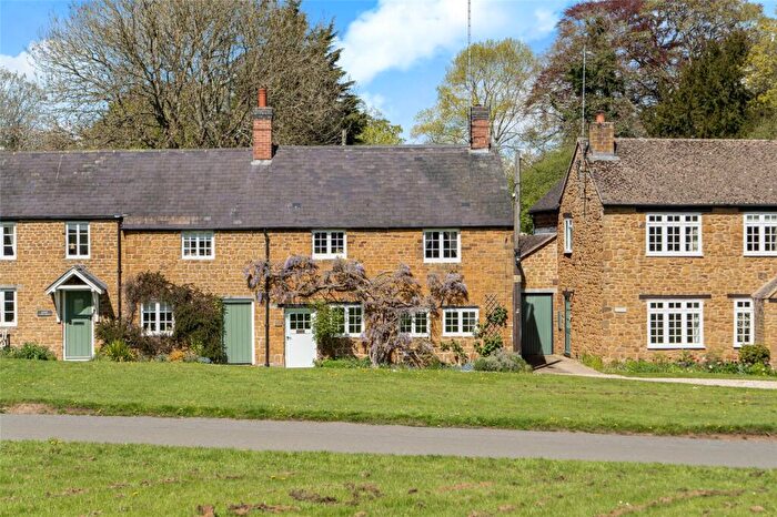 3 Bedroom Semi-Detached House For Sale In The Green, Warmington, Banbury, Warwickshire, OX17