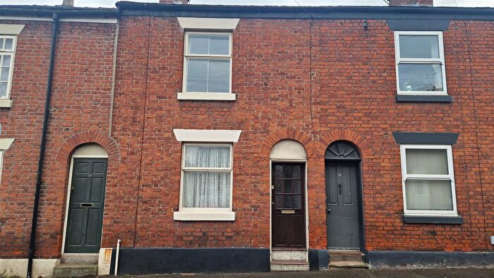 2 Bedroom Terraced House To Rent In Antrobus Street, Congleton, CW12