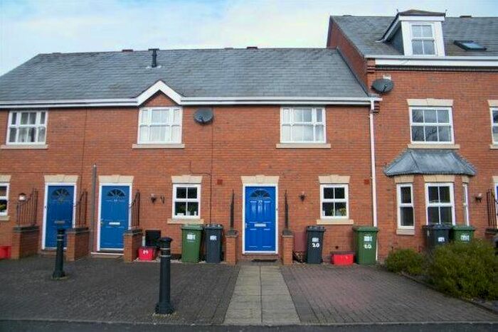 2 Bedroom Property To Rent In Charter Approach, Warwick, CV34