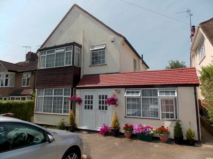 1 Bedroom Flat To Rent In College Hill Road, Harrow, Middlesex, HA3