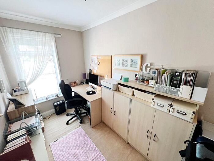 3 Bedroom End Of Terrace House For Sale In Durham Road, Spennymoor, DL16