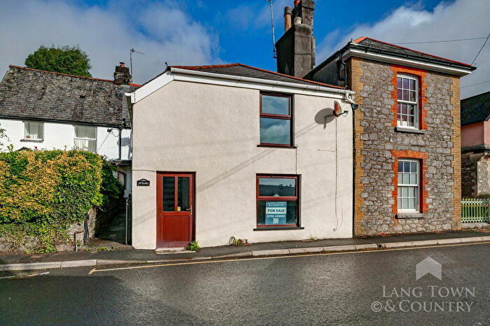 2 Bedroom End Of Terrace House For Sale In Fore Street, Yealmpton, Plymouth., PL8
