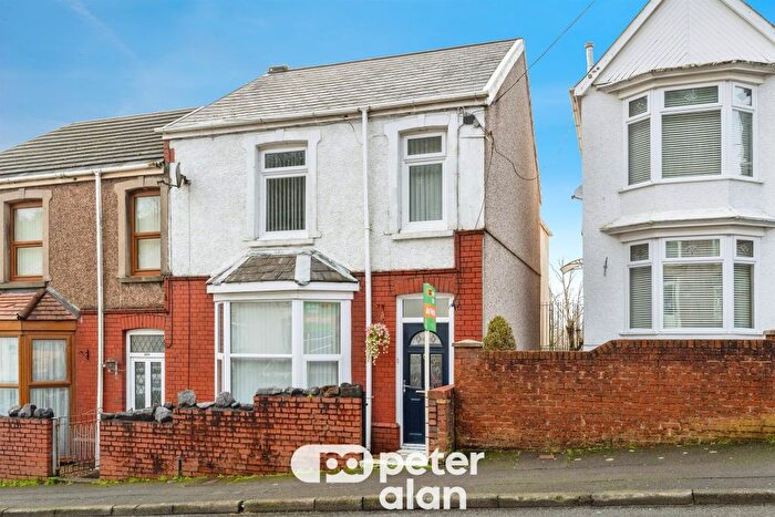 2 Bedroom Semi Detached House For Sale In Old Road, Neath, SA11