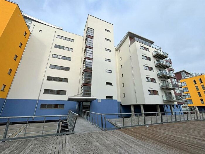 2 Bedroom Flat To Rent In Midway Quay, Eastbourne, BN23
