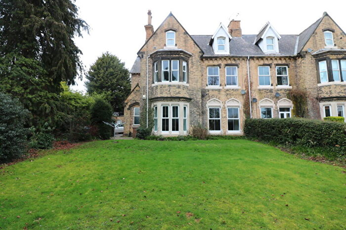 2 Bedroom Flat To Rent In Southfield, Hessle, HU13