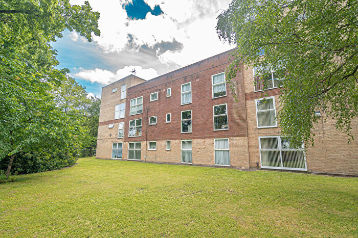 2 Bedroom Apartment To Rent In Hamstead Hall Road, Handsworth Wood, Birmingham, B20