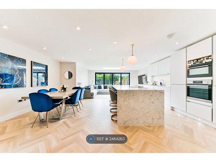 4 Bedroom Semi-Detached House To Rent In Queens Road, Walton-On-Thames, KT12