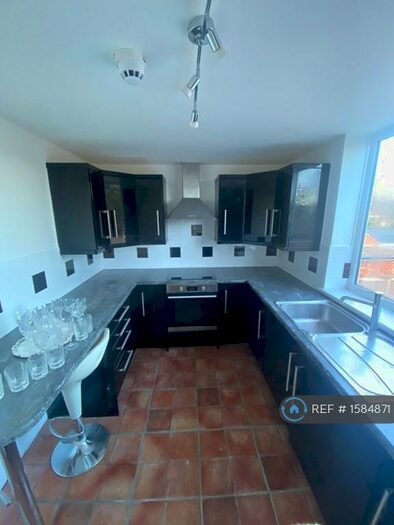 4 Bedroom Flat To Rent In Dale Road, Spondon, Derby, DE21