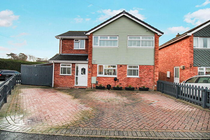 4 Bedroom Detached House For Sale In Meadow Rise, Bewdley, DY12