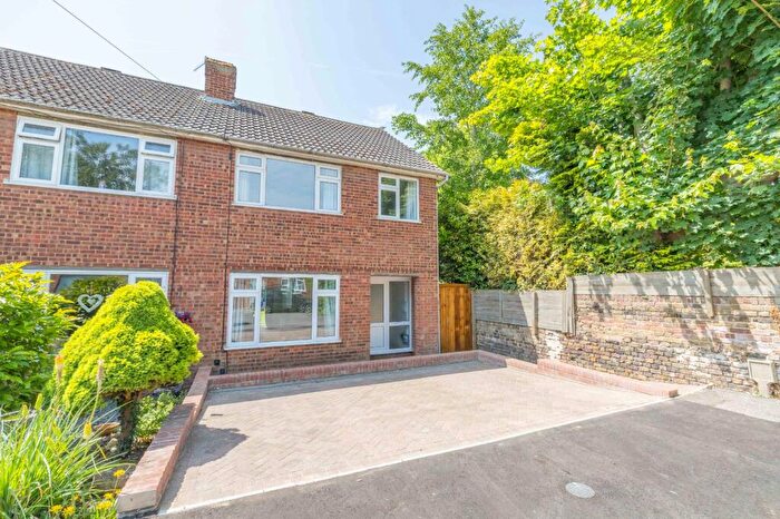 3 Bedroom End Of Terrace House For Sale In Ospringe Street, Faversham, Kent, ME13