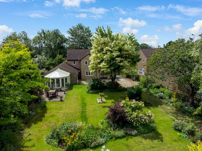 4 Bedroom Detached House For Sale In Clanville, Castle Cary, BA7