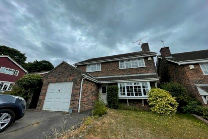 4 Bedroom Property To Rent In Penenden Heath, Maidstone, ME14