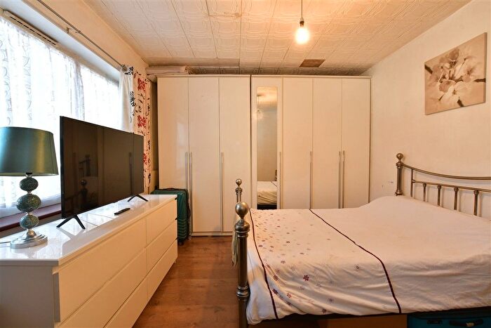 4 Bedroom Terraced House For Sale In Claughton Road, London, E13