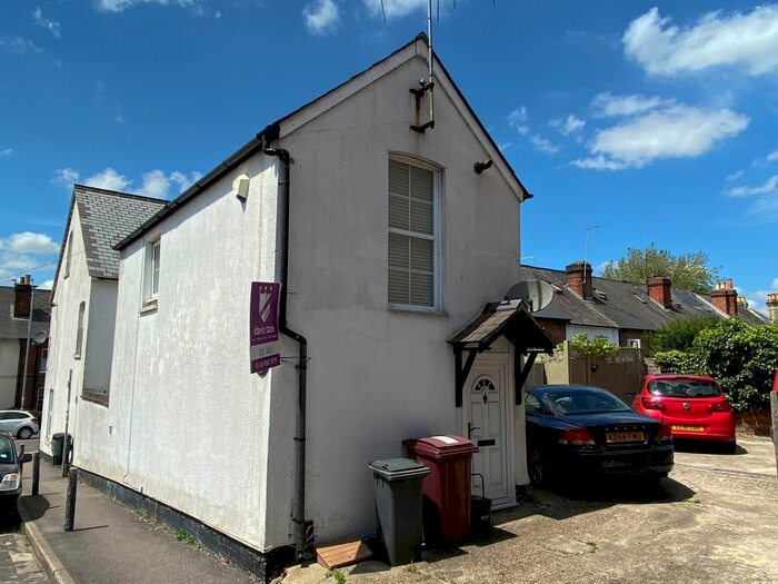1 Bedroom Detached House To Rent In Alpine Street, Reading, Berkshire, RG1