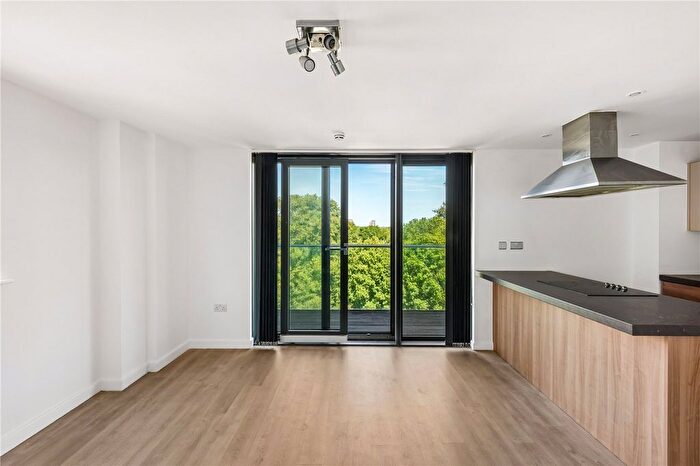 2 Bedroom Flat To Rent In Riverwalk Apartments, Homerton Road, London, E9