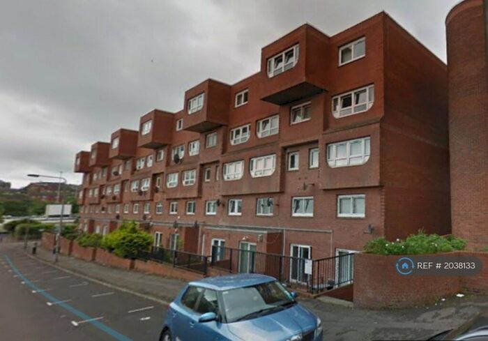1 Bedroom Flat To Rent In St. Peters Path, Glasgow, G4