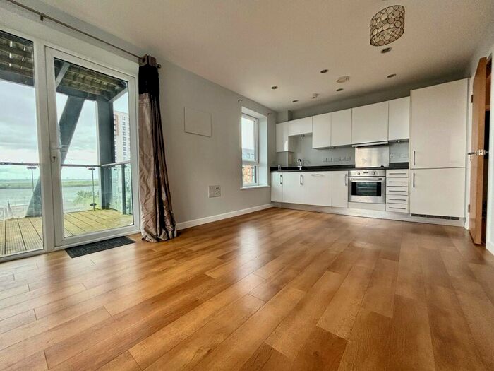 2 Bedroom Apartment To Rent In The Boathouse, Ocean Drive, Gillingham, ME7