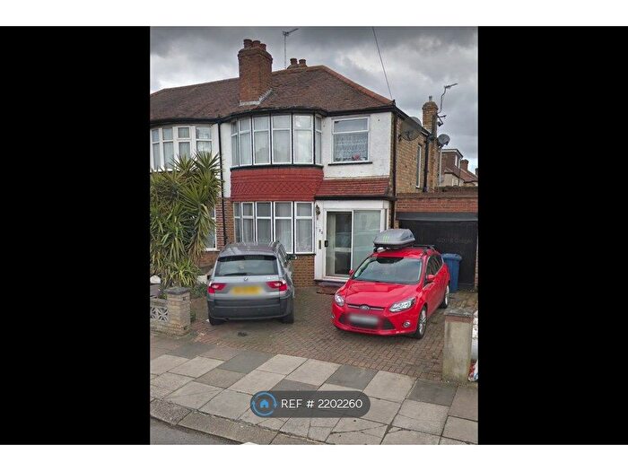 4 Bedroom Semi-Detached House To Rent In Conway Crescent, Perivale, Greenford, UB6