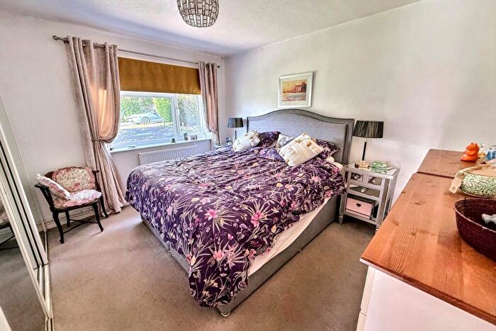 2 Bedroom Detached Bungalow For Sale In Downton, SP5