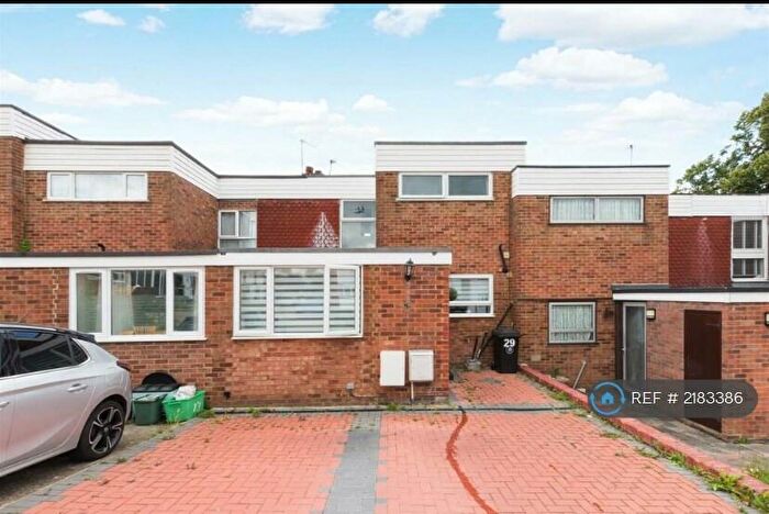 4 Bedroom Terraced House To Rent In Highfield Avenue, Orpington, BR6