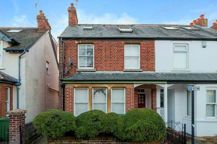 2 Bedroom Apartment To Rent In Stile Road, Headington, OX3