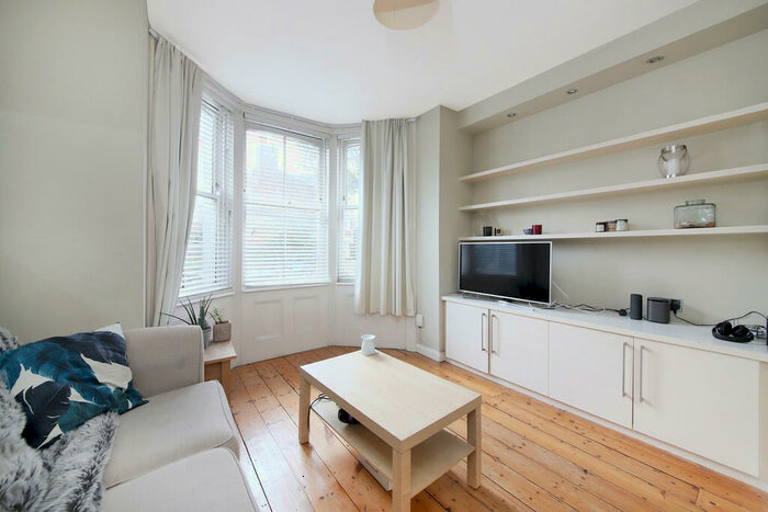 1 Bedroom Apartment To Rent In Bellenden Road, London, SE15