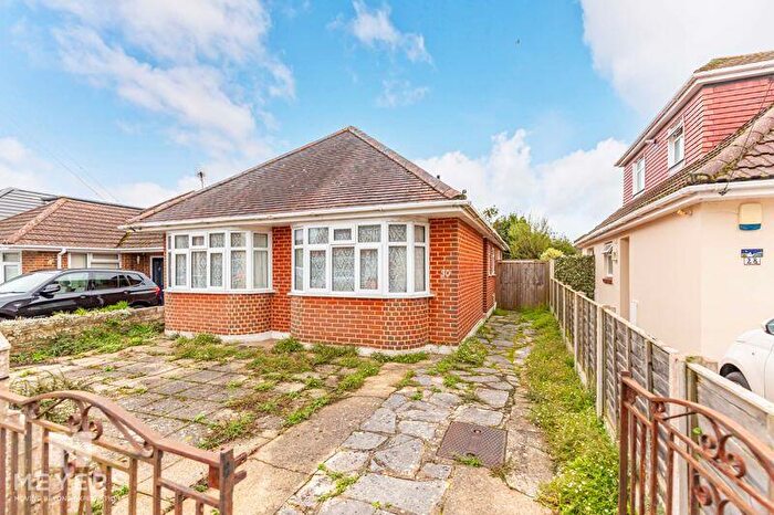2 Bedroom Detached Bungalow To Rent In Granby Road, Bournemouth, BH9