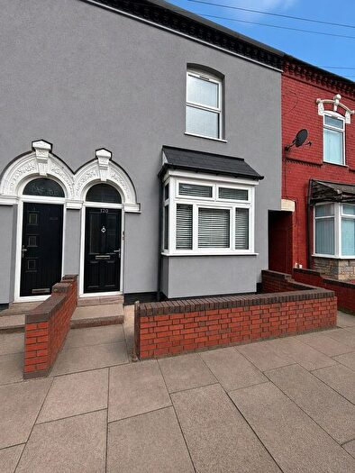 3 Bedroom Terraced House For Sale In Ombersley Road, Birmingham, B12
