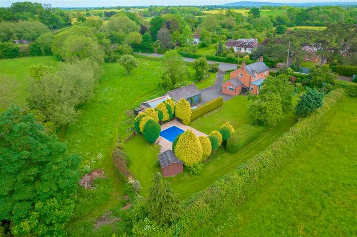 4 Bedroom Detached House For Sale In Garrett Bank, Welland, Malvern, WR13