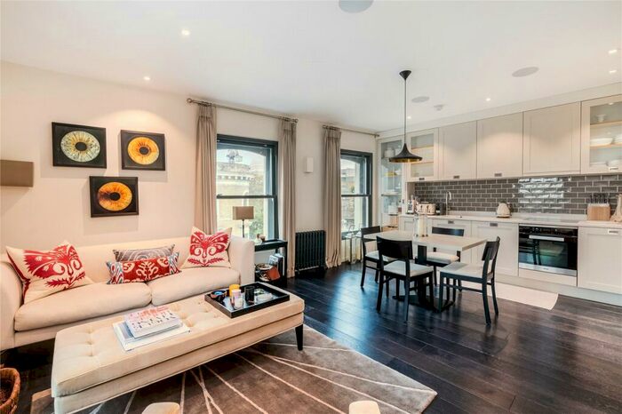 2 Bedroom Apartment To Rent In Fulham Road, Chelsea, London, SW10