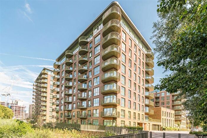 3 Bedroom Flat For Sale In Astell Road, Kidbrooke, SE3