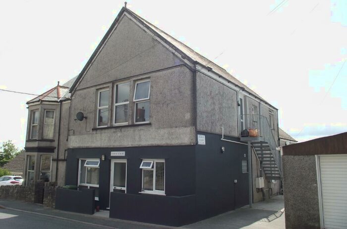 1 Bedroom Flat To Rent In Chapel Road, Foxhole, PL26