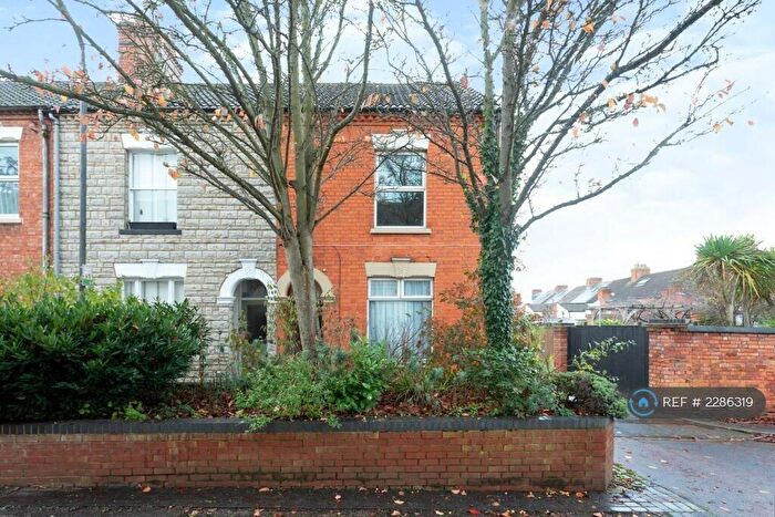 3 Bedroom Semi-Detached House To Rent In Bedford Street, Wolverton, Milton Keynes, MK12