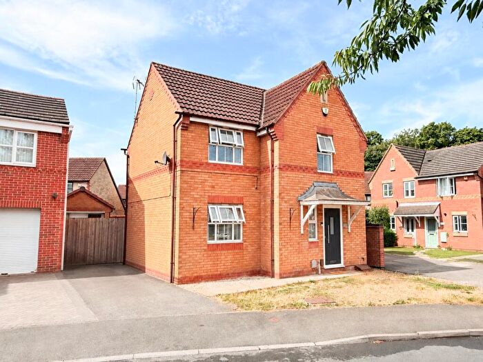 3 Bedroom Detached House For Sale In Horton View, Kirk Sandall, Doncaster, DN3