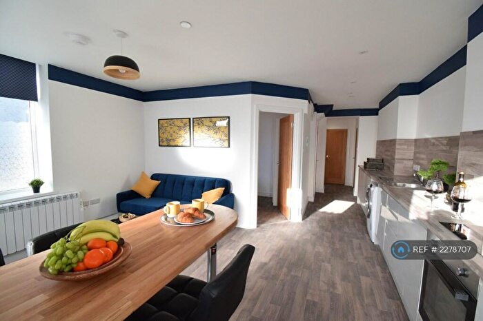 2 Bedroom Flat To Rent In Dalton Street, Cardiff, CF24