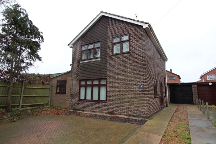 3 Bedroom Detached House To Rent In Lapwing Close, Bradwell, Great Yarmouth, Norfolk, NR31