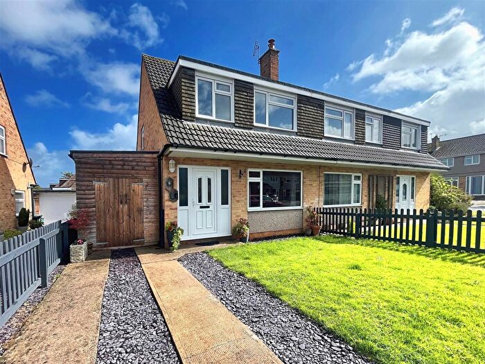 3 Bedroom Property For Sale In Farm Road, Hutton, BS24