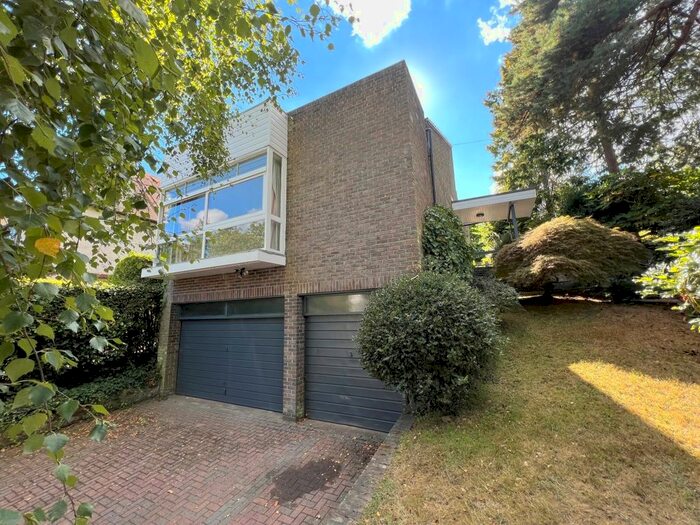 3 Bedroom Detached House To Rent In Warwick Park, Tunbridge Wells, Tunbridge Wells, TN2