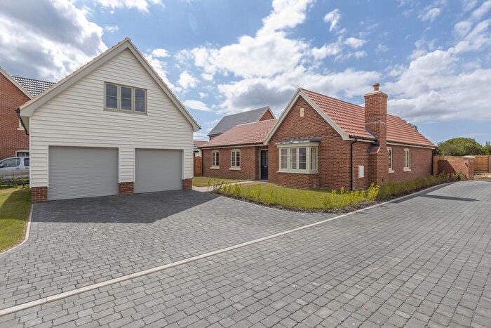 3 Bedroom Detached Bungalow For Sale In Halesworth Road, Reydon, IP18
