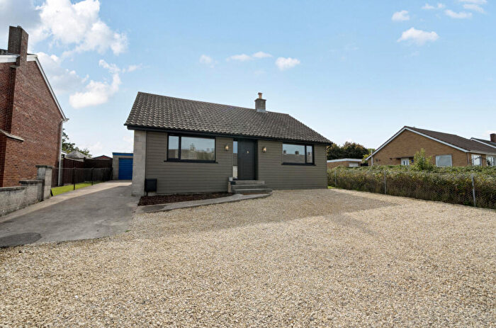 2 Bedroom Detached Bungalow For Sale In Fielding Road, Street, BA16